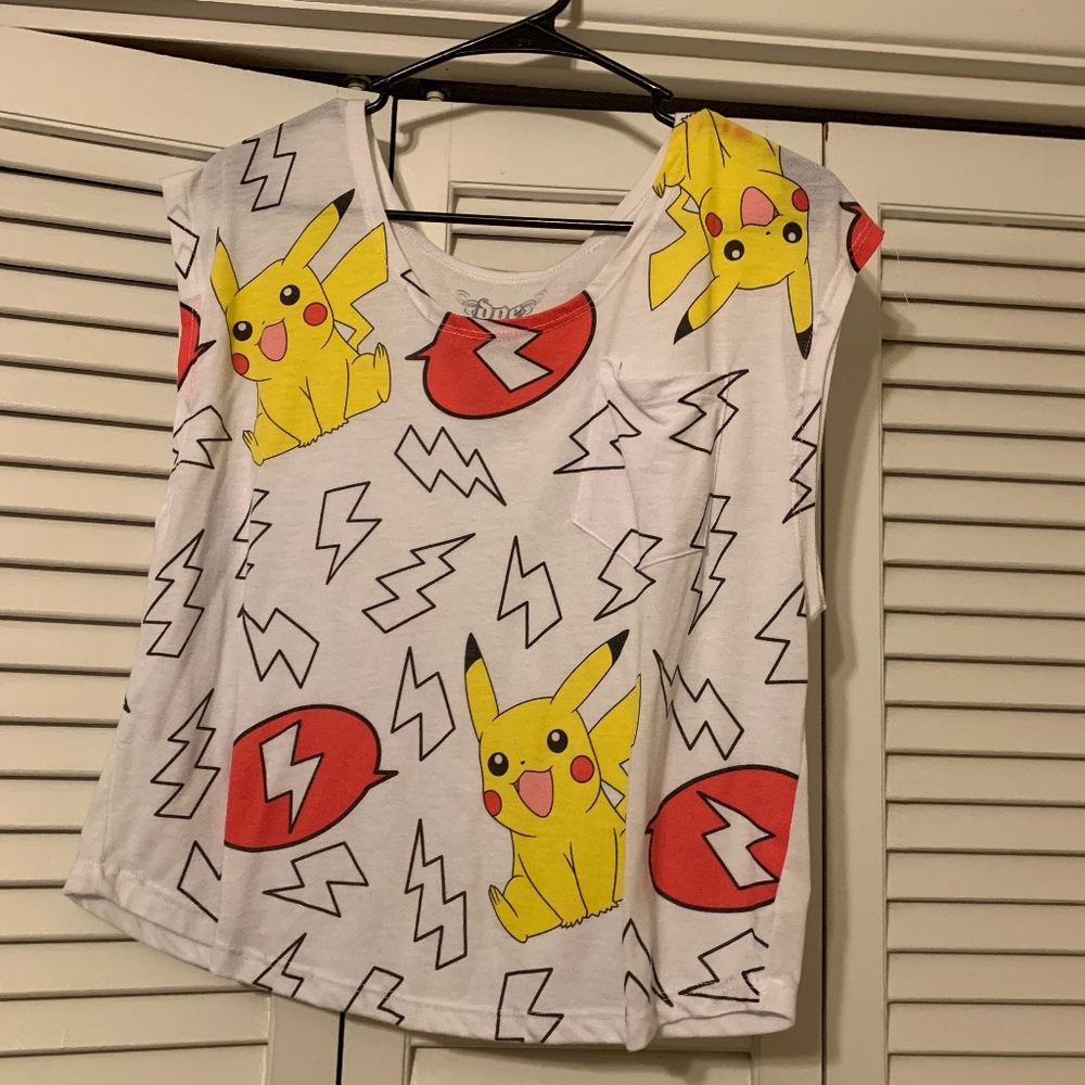 Pikachu Tee